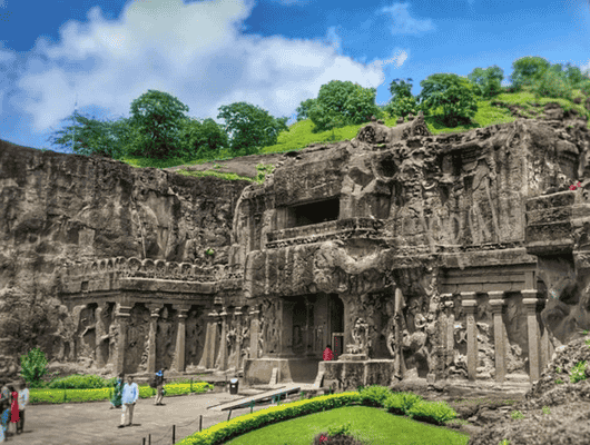 Ellora Caves l President Cab